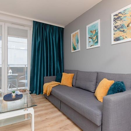 Warszawa Wawrzyszewska Apartment By Noclegi Renters Luaran gambar