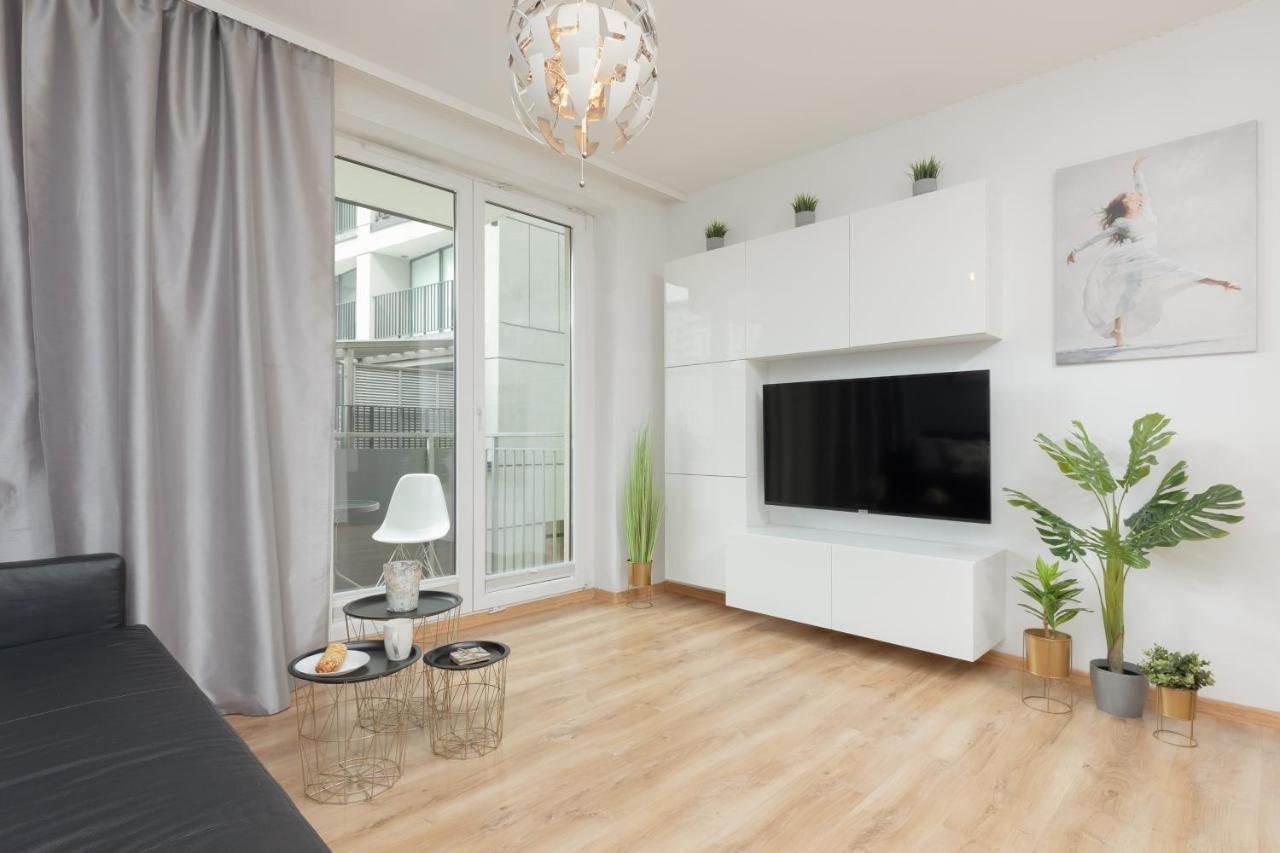Warszawa Wawrzyszewska Apartment By Noclegi Renters Luaran gambar