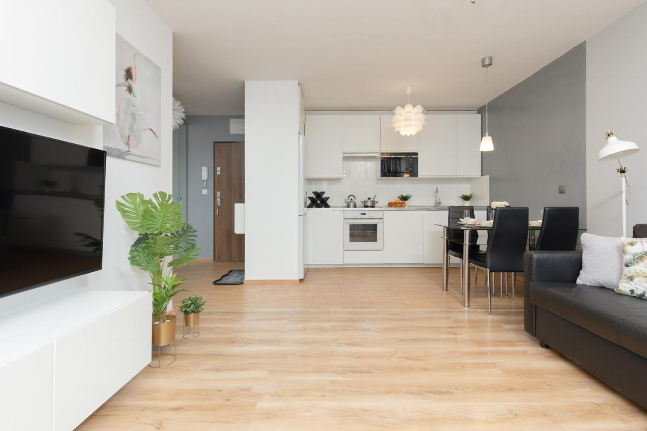 Warszawa Wawrzyszewska Apartment By Noclegi Renters Luaran gambar