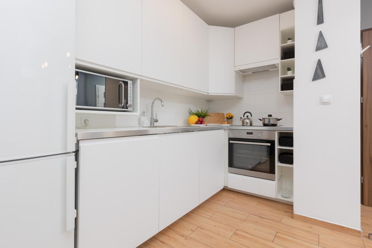Warszawa Wawrzyszewska Apartment By Noclegi Renters Luaran gambar