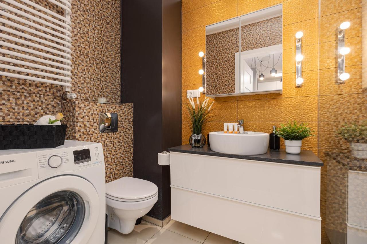 Warszawa Wawrzyszewska Apartment By Noclegi Renters Luaran gambar